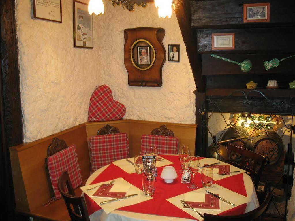 Auberge Des Trois Chateaux Эгишем Экстерьер фото